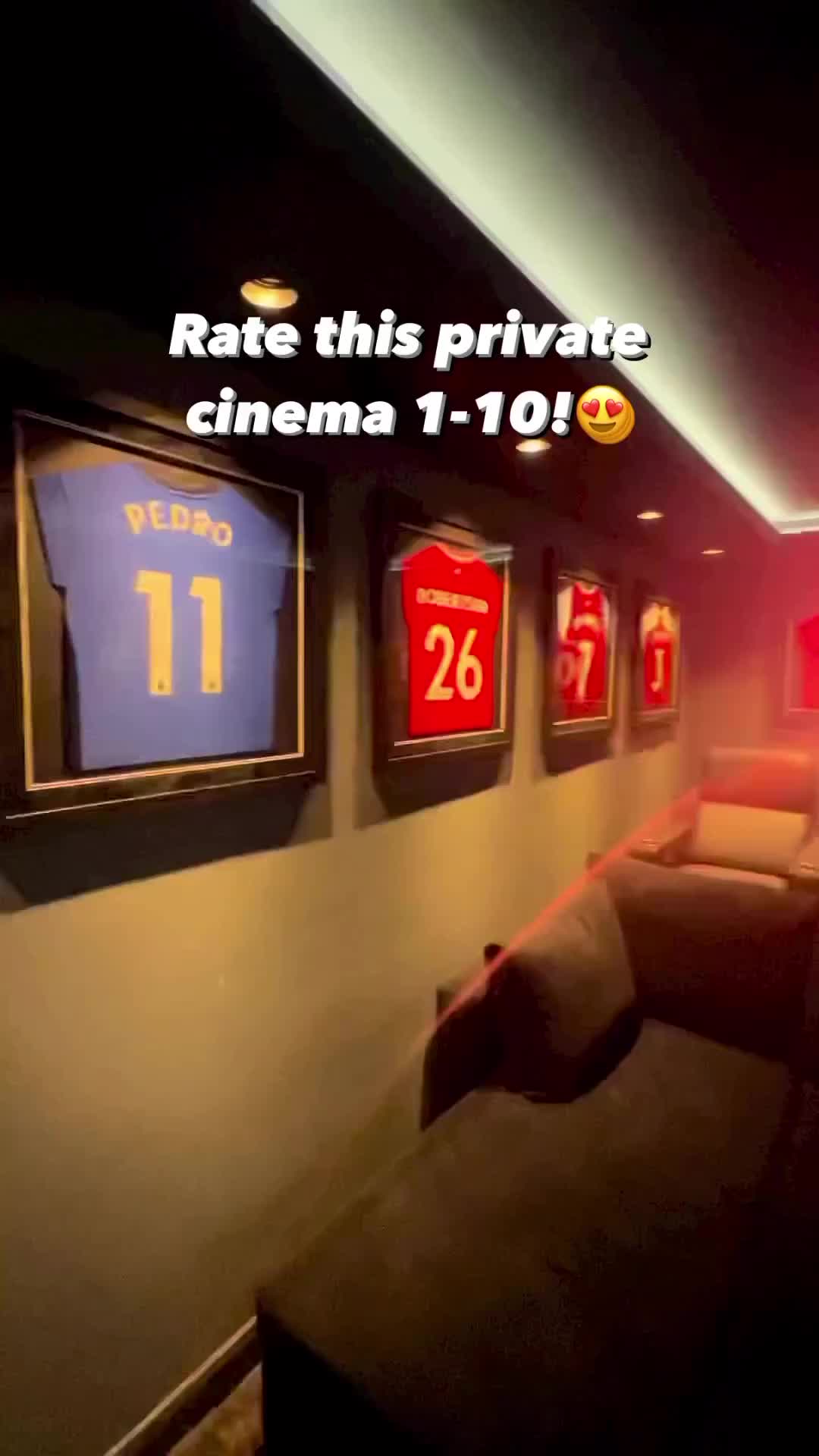 Dari 1-10 nilainya berapa nih buat bioskop private dirumah?😍