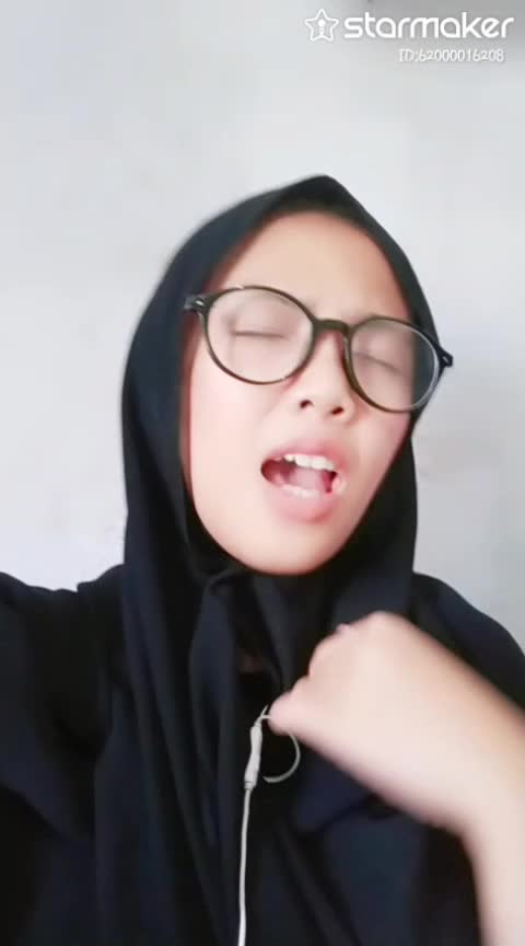 XFI 2021. Saya Lucky Kurnia Dewi 21th Dari Bandung. Mungkin Hari ini Esok atau Nanti~