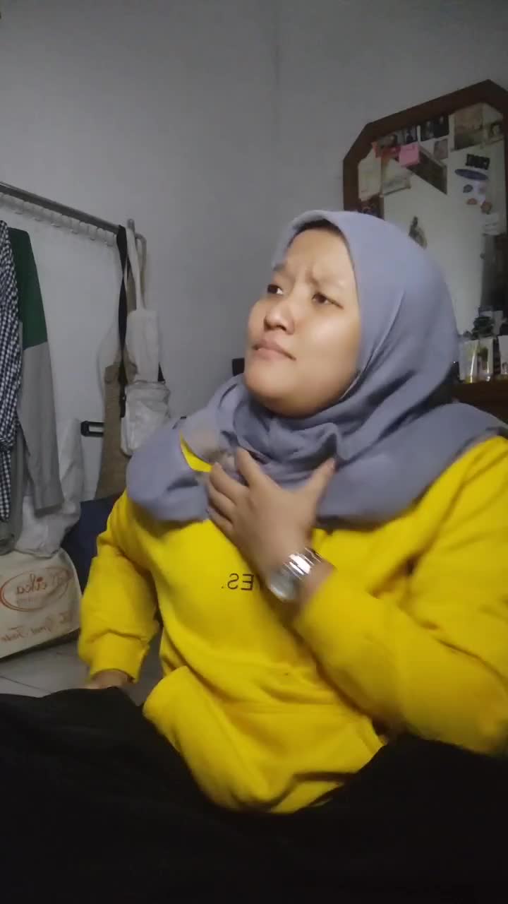 mah marah mulu ya 