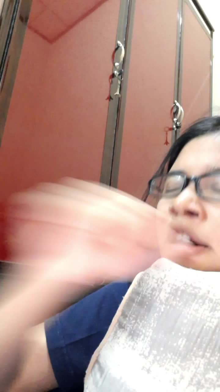 habis kasih nasehat, nyanyi donk 