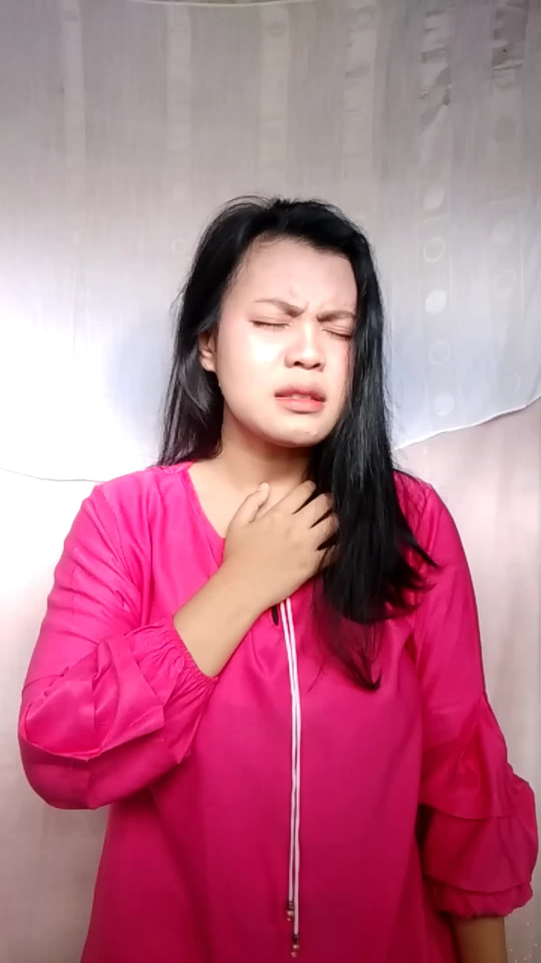 Audisi Rising Stars Indonesia Dangdut 2021, Lesti - Egois (Cover) Itu efek kamera sudah seperti cahaya illahi begitu terang sekali.