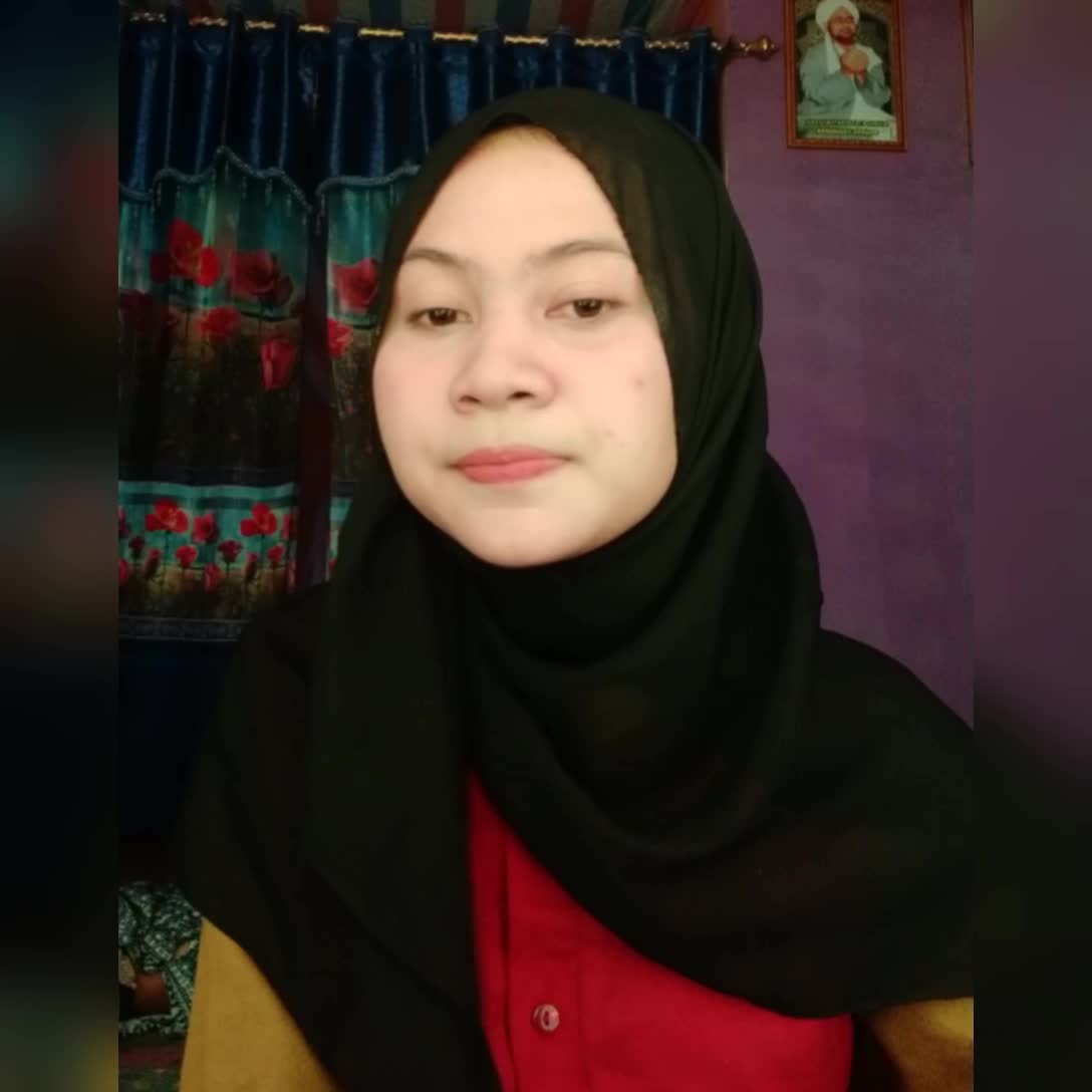 assalamualaikum.saya nurlaila dari kabupaten kapuas, kalimantan tengah, usia 18 tahun. membawakan  lagu Aisyah isteri rasulullah. bismillah