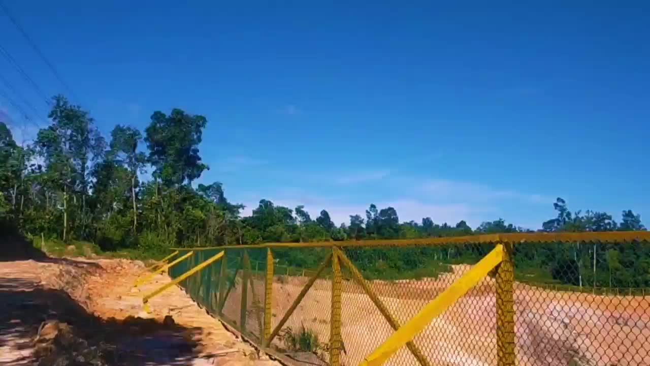 mengexlpore hutan dan memancing di kawasan hutan lindung sungai wain 