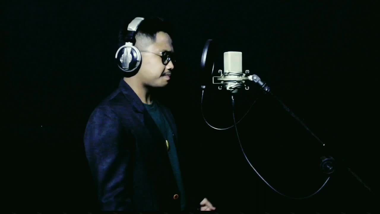 Elvin aditya,21,bandung. senandung rembulan #OnlineAudisiRisingStarIndonesiaDangdut