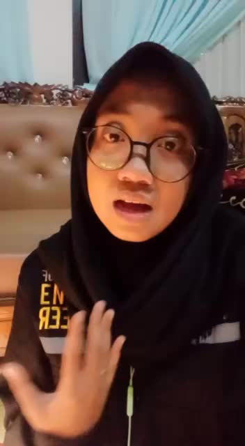 XFI2021 CHAIRUNNISA DHIA RAMADHANI 19 PADANG CELENGAN RINDU