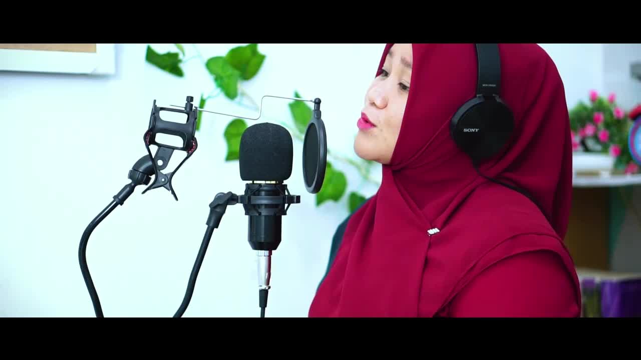 Rieny Eky RASA CINTA INI (COVER)