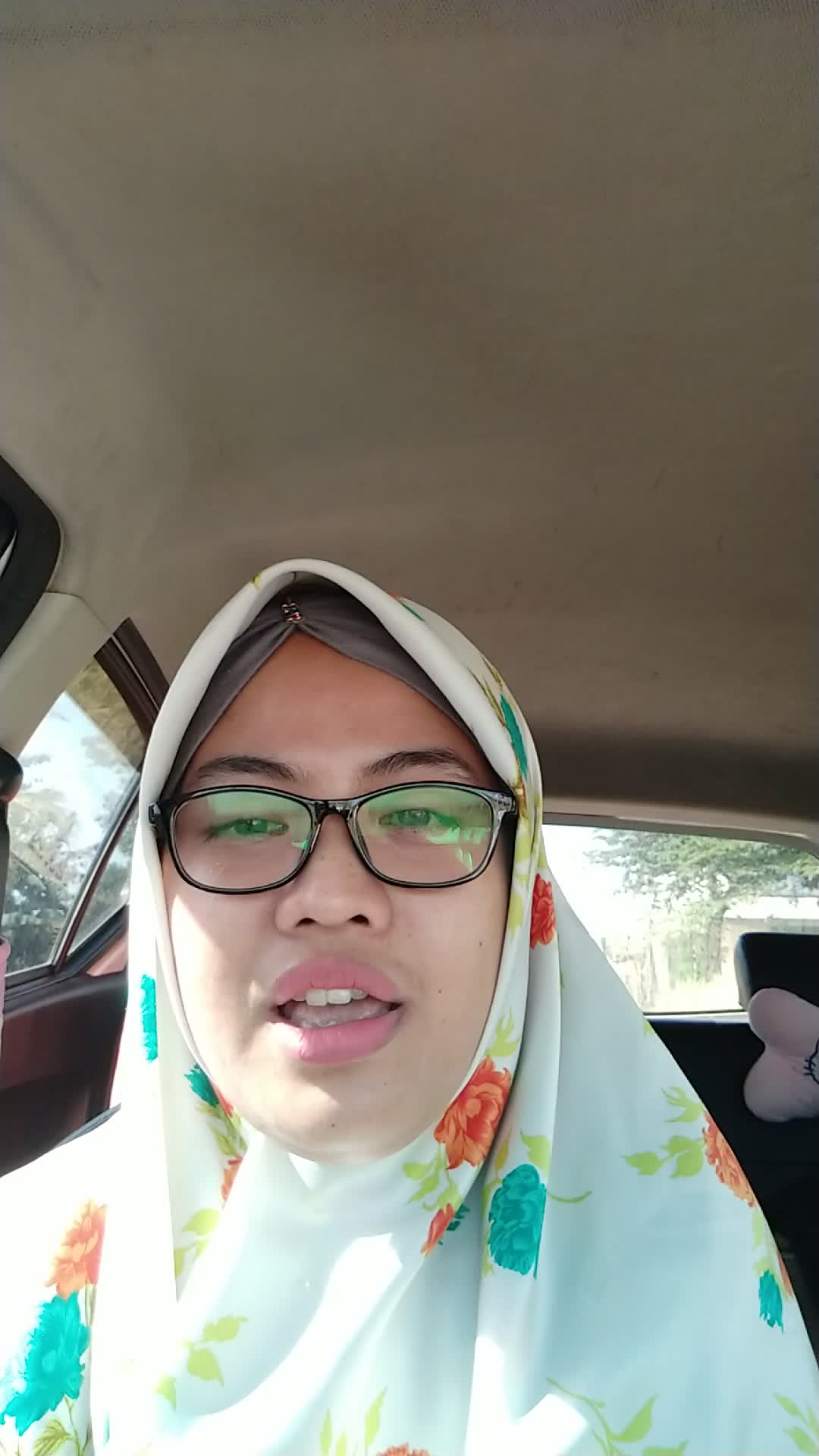 indri eka setiowati # 31thn#Dokter #Liku-liku