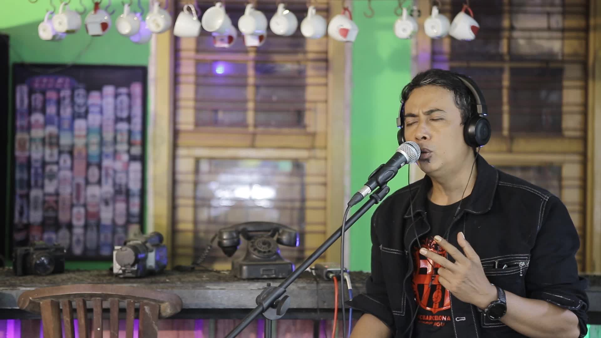 Bismillahirrahmanirrahim Tanpa Batas Waktu (Folk Version) Cover by Herry Herman alias #PapanyaAldebaran #ArekSuroboyo #top30rctiplus