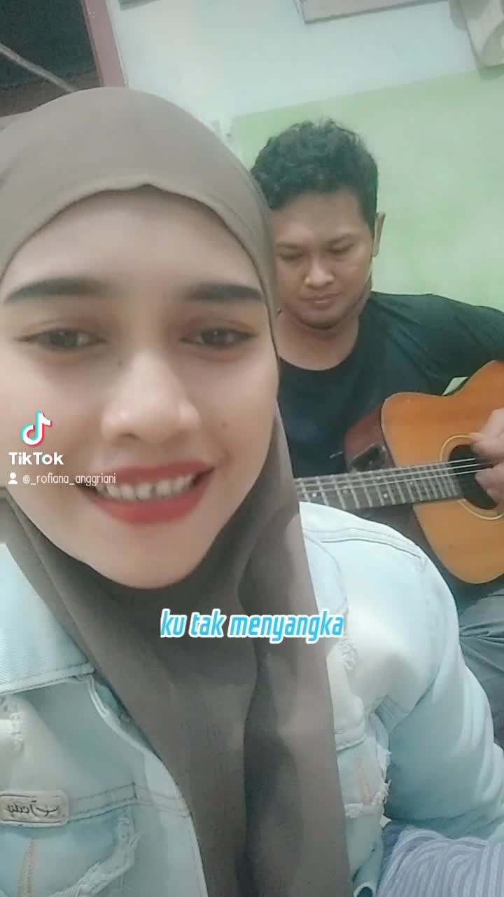 Kau Tigakan Cinta,Cover