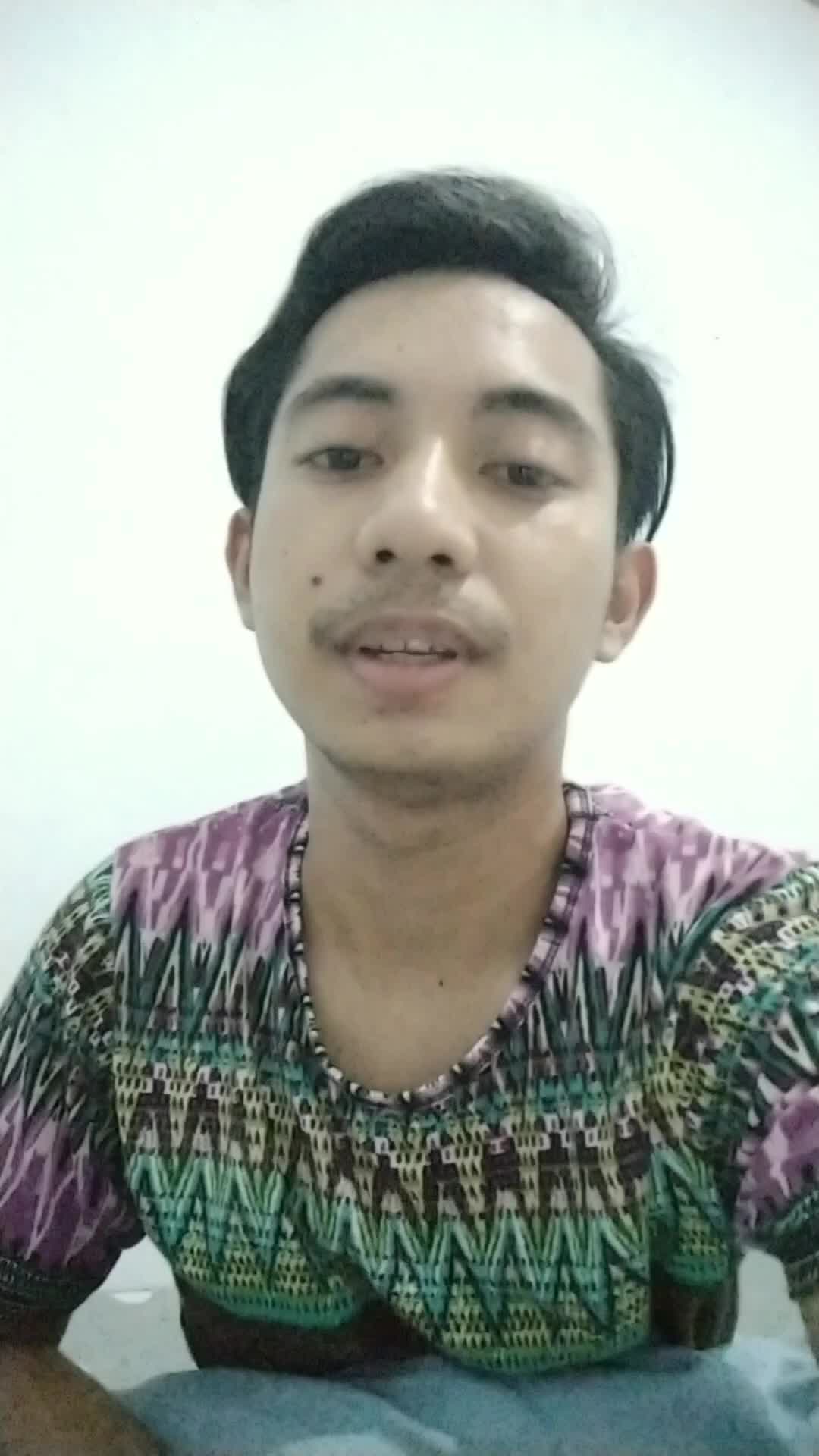 Nama: oyi, asal sulawesi tengah. motivasi ikut krna banyak teman yg suruh coba ikutan, siapa tau rejeki. terimakasih #OnlineAuditionRisingSt