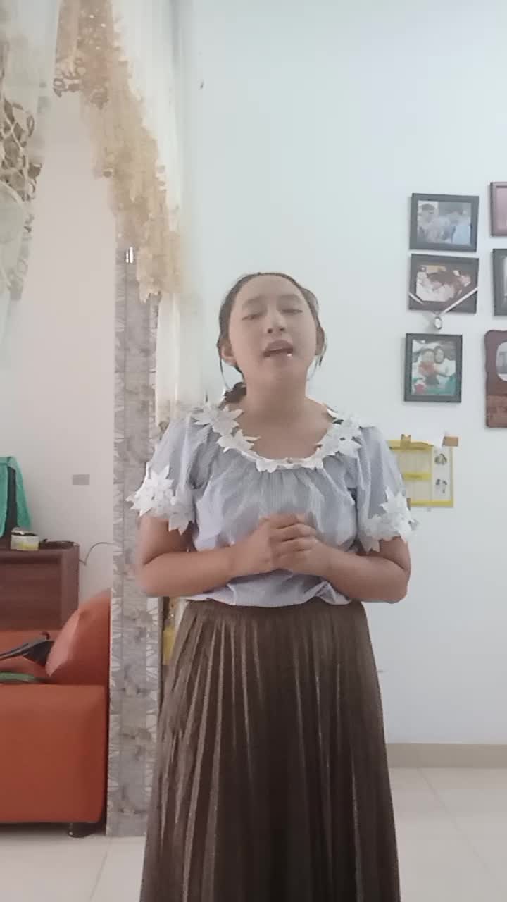 Elisa Samosir_19Tahun_Medan_MelawanRestu_Mahalini
