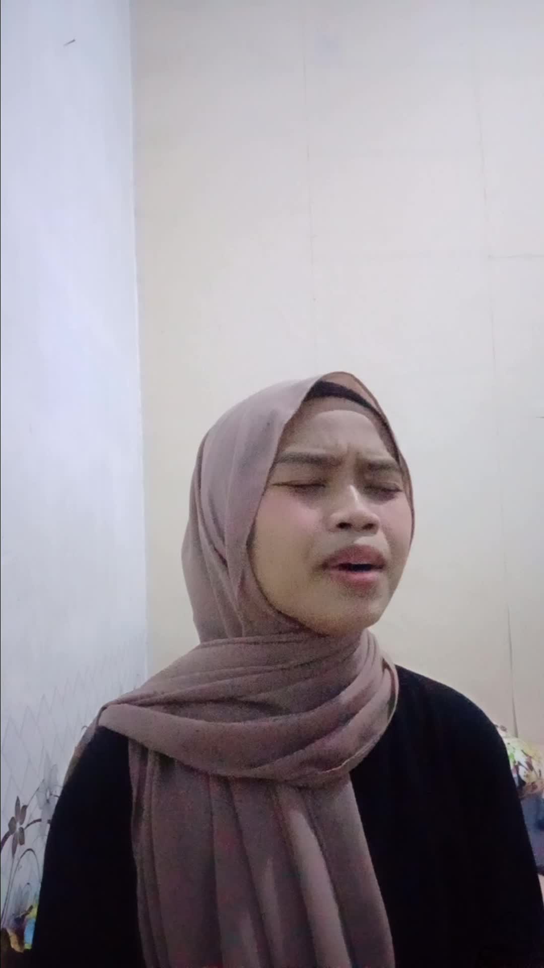 XFI2021 SOLO Isma Nurul Aulya 17tahun Cikampek,Kab. Karawang Cinta Sejati