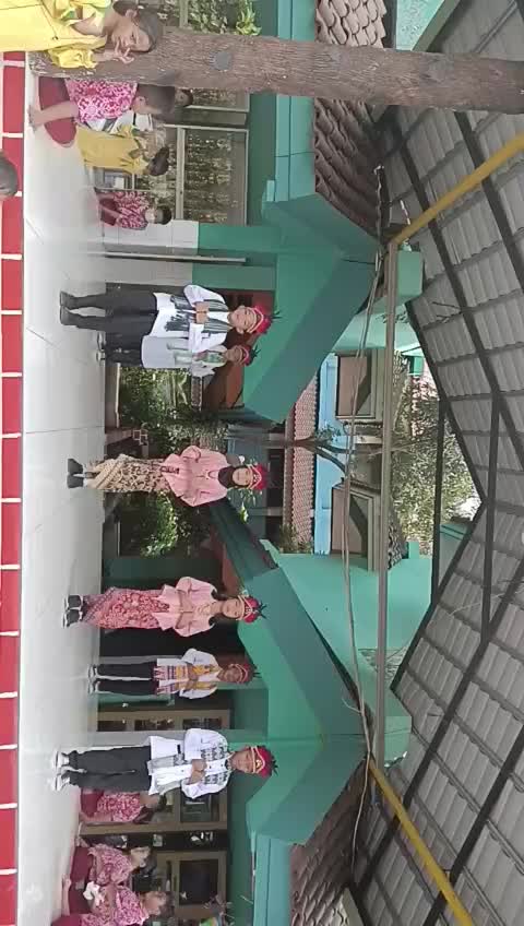 SeLamat Hari guru (Tari kicir kicir) toLong bantu Love vote mksh