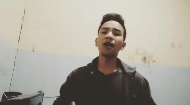 AGUNGPRASETIO_27TAHUN_TASIKMALAYA_RAPUH