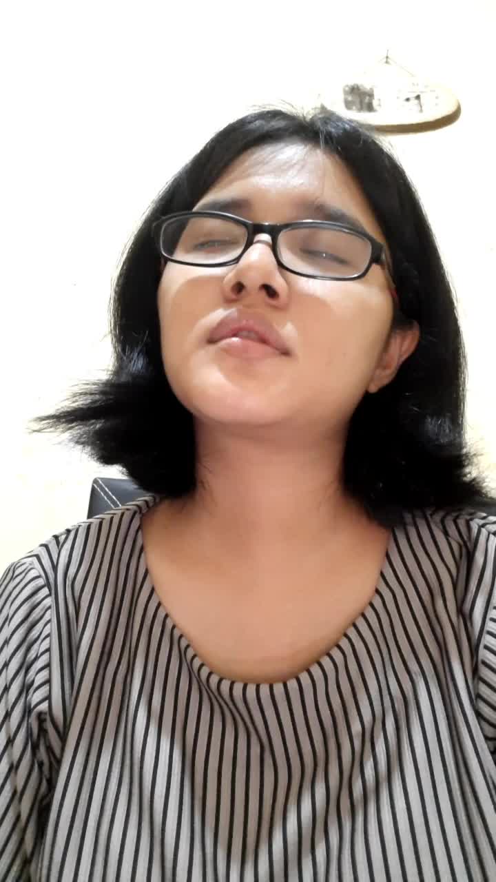 bener2 butuh kerjaan dan uang