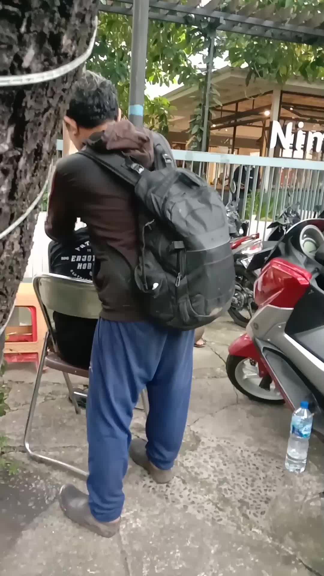 detik detink tukang urut muncul tiba tiba!!!