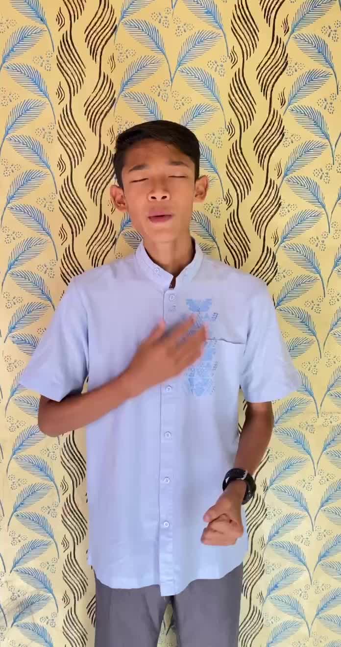 Bismillahirrahmanirrohim
Farel ibnu dofi_15 tahun_Kabupaten Agam Sumatera Barat_Labbaikkallah humma labbaik.

#voiceoframadangtv.
