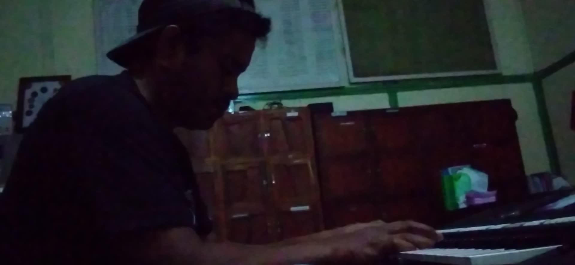 TINBS Lelu Ege waikabubak sumba barat 35 tahun Hasrat # TINBS