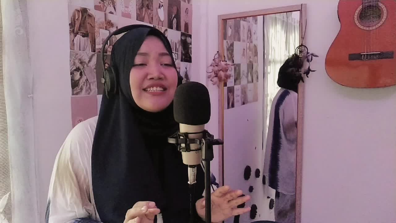 XFI2021 Solo Dian Fadilah Ulfa 21 tahun Baturaja, Sumatera Selatan Stand up for love