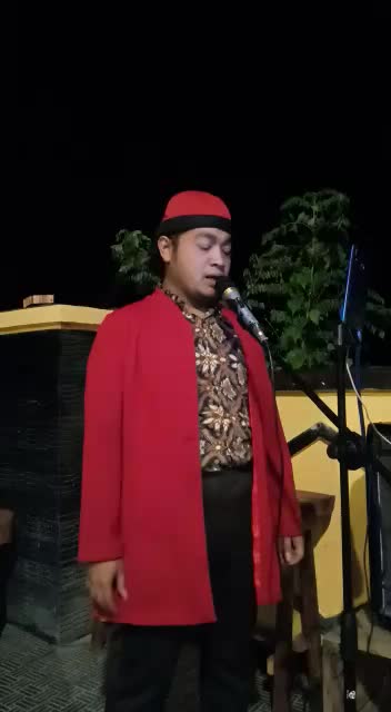 AHMAD YUSUF_30 TAHUN_PASAMAN_DENGAN NAFASMU_UNGU