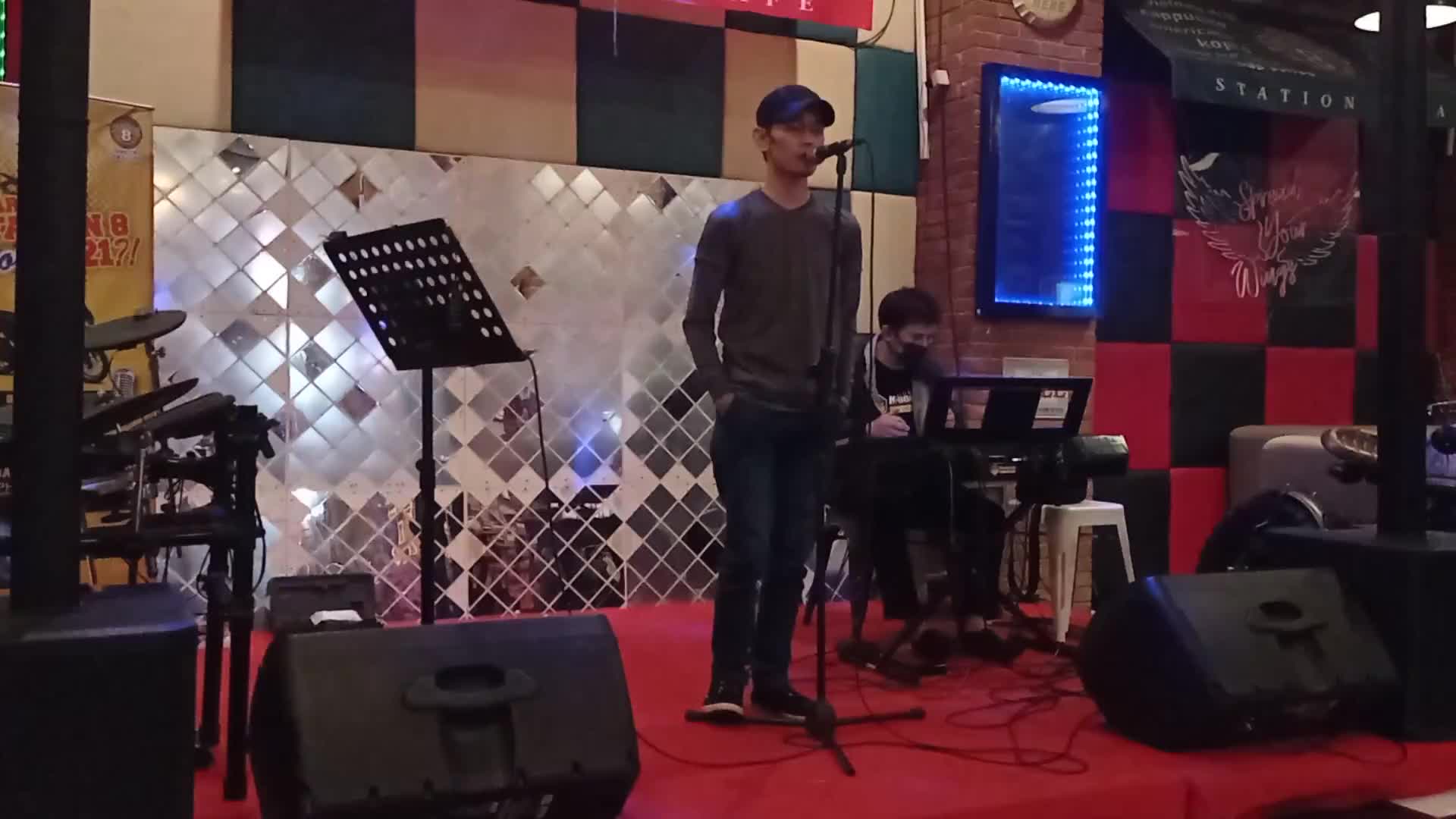 XF12021 STANLEY OKTOSA 37 TAHUN BANDUNG Bertahan ( Rama Band )