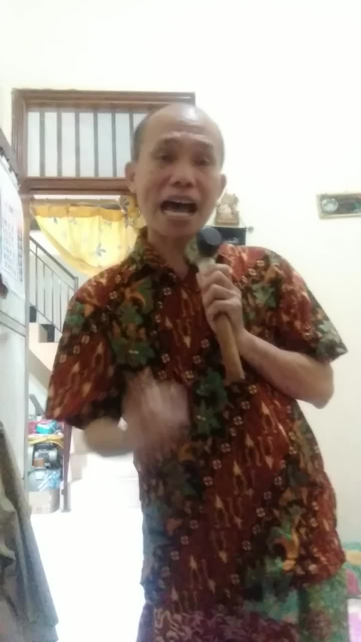 XFI2021 SOLO KARLO 46 THN JAKARTA SELATAN PUTUS ATAU TERUS