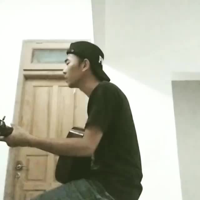 Ade Govinda ft Fadly Padi _ Tanpa Batas Waktu 