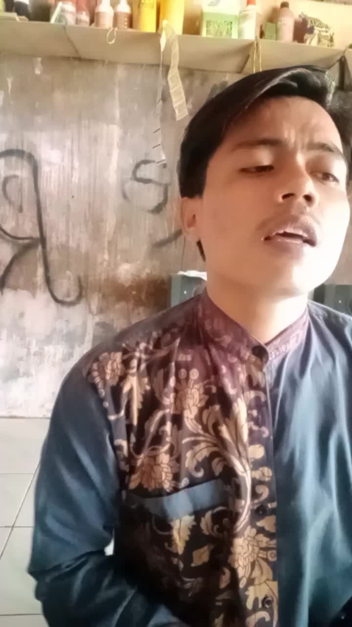 nama : aksa hermawan       usia: 21 thn         asal.banten lagu: saykhona  kegiatan : sebagai mahasiswa #voiceoframadhan