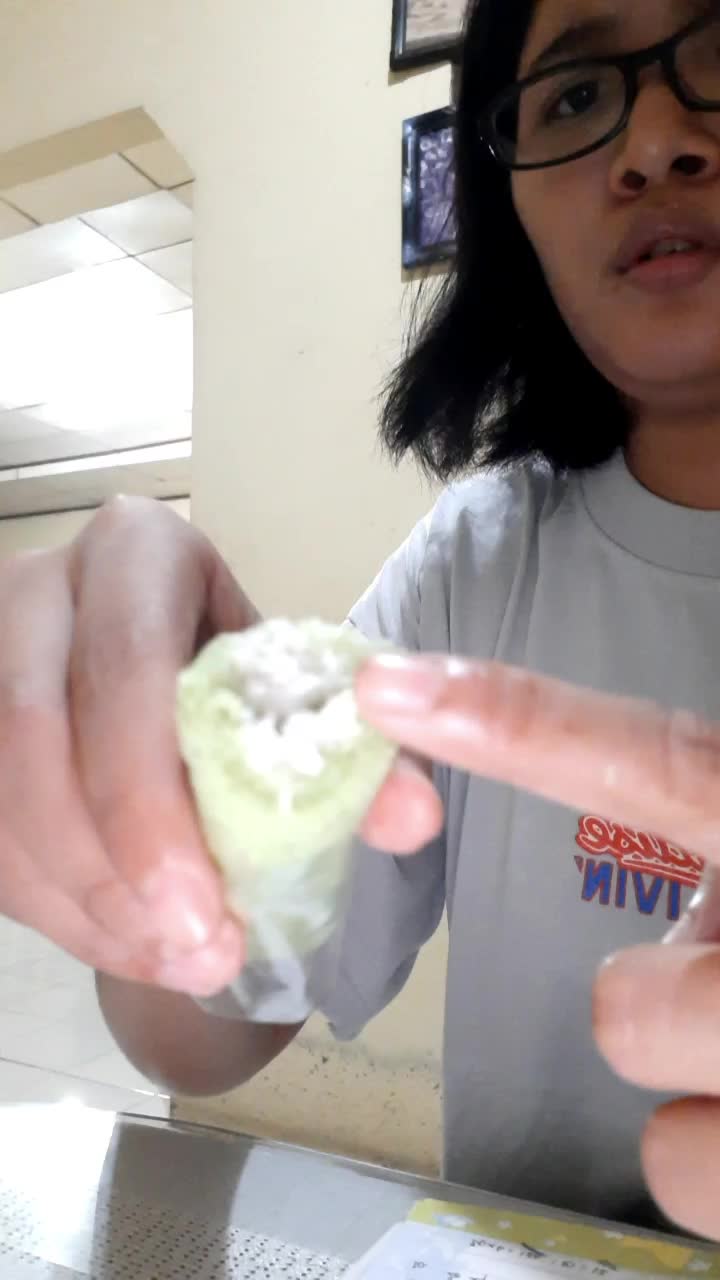 review kue dadar