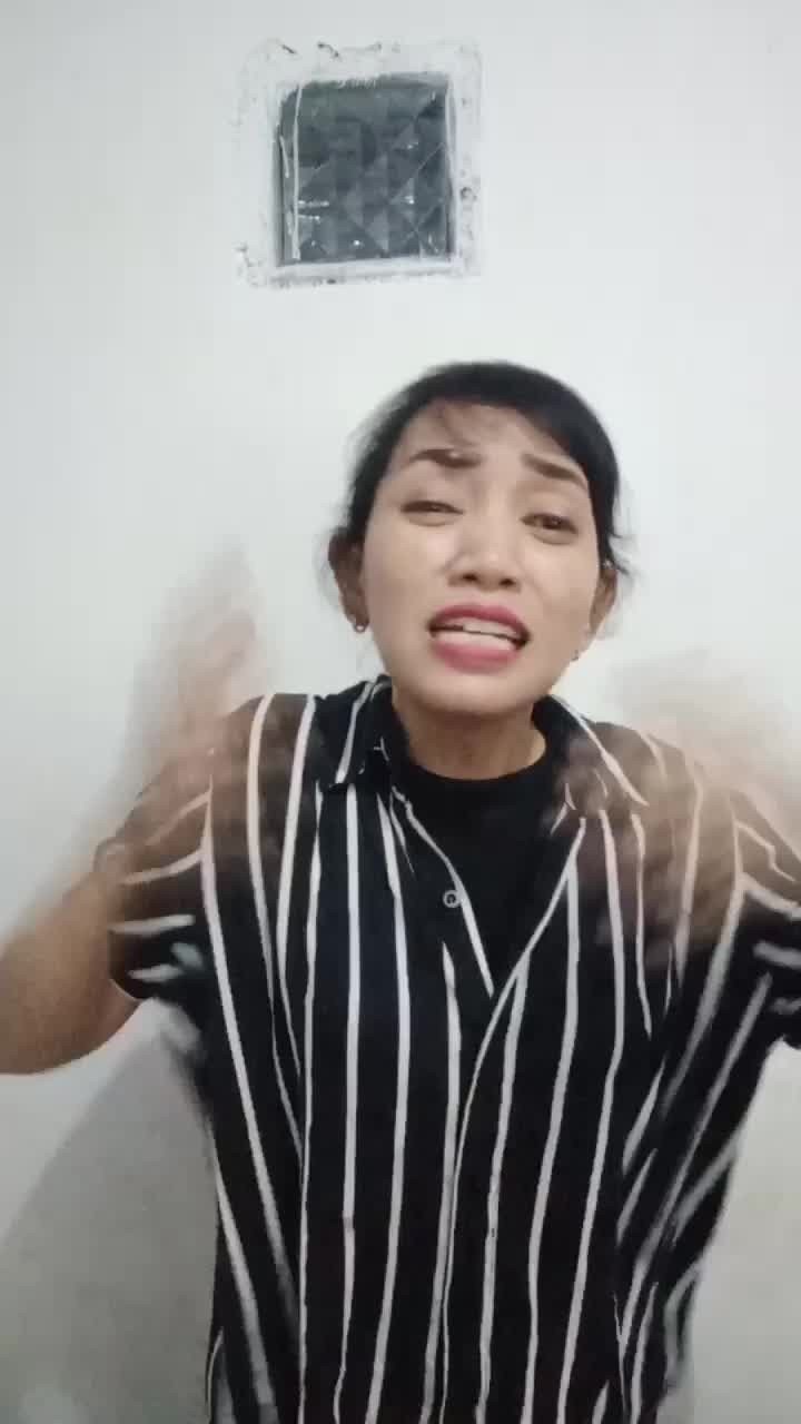 aku gak mau cerai sama kamu... 