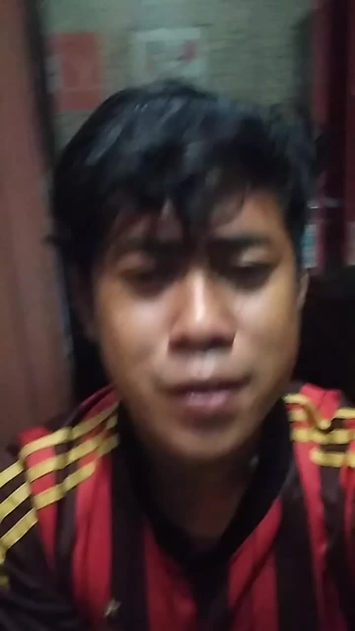 mau acting apa ya bingung gyus😄😄
