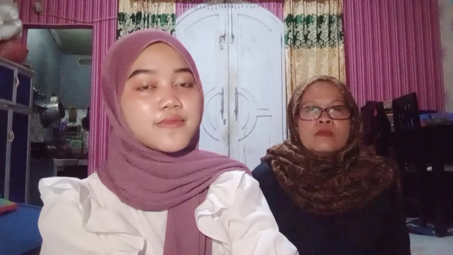 Bismillahirrahmanirrahim Mama Yoyoh & Rini Judul Lagu " Serba Dua " #singlikemama