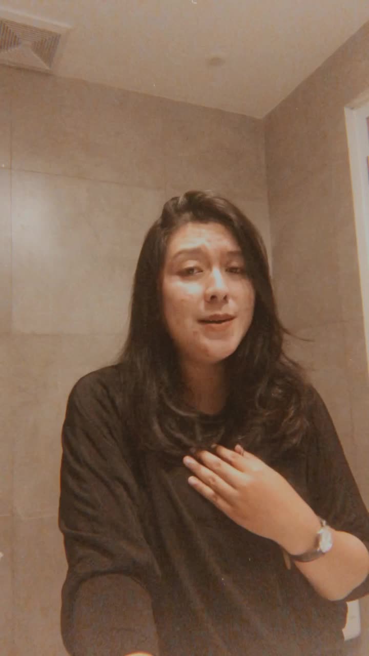 TANPA BATAS WAKTU-Ade Govinda feat.Fadly (cover by Helma Putri Disuci) “engkau jauh dimata tapi dekat didoa” (versi folk) #ikatancinta 