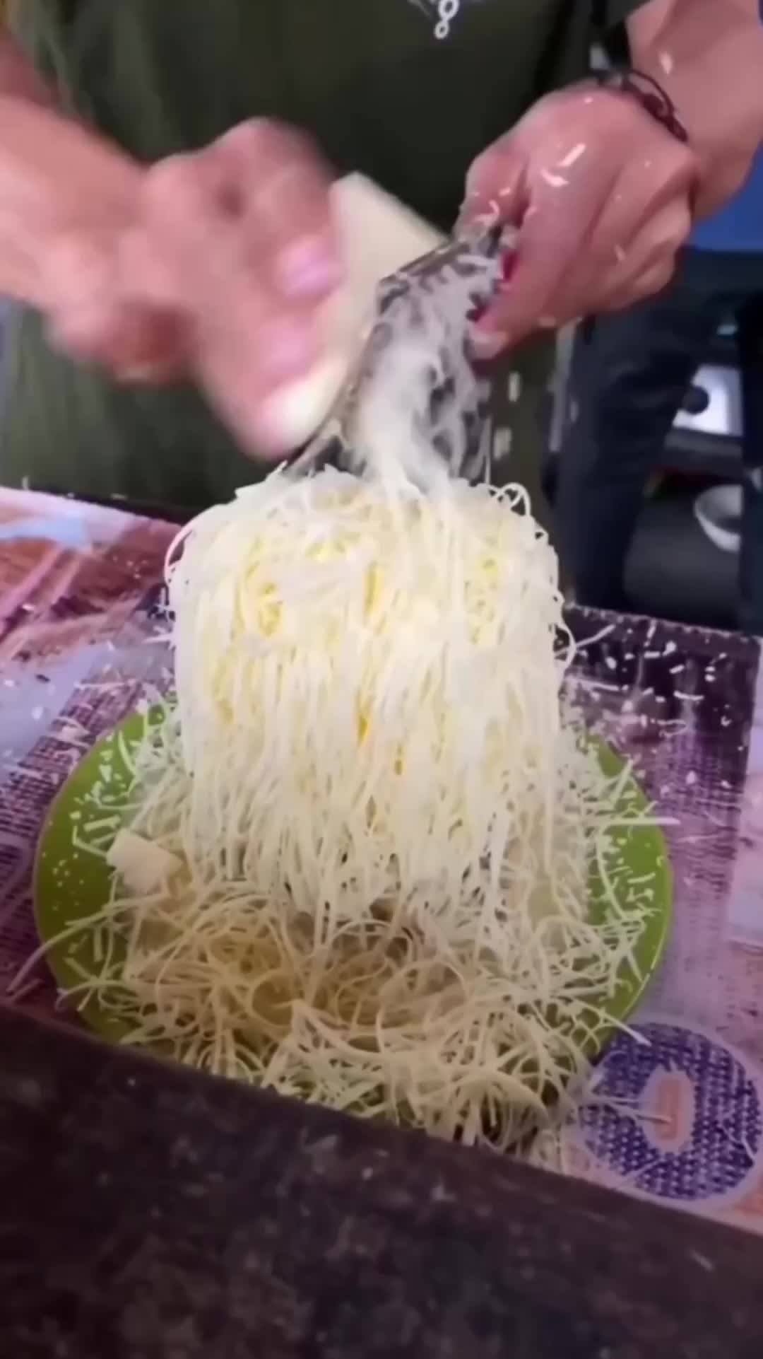 99% Keju Pake Pisang