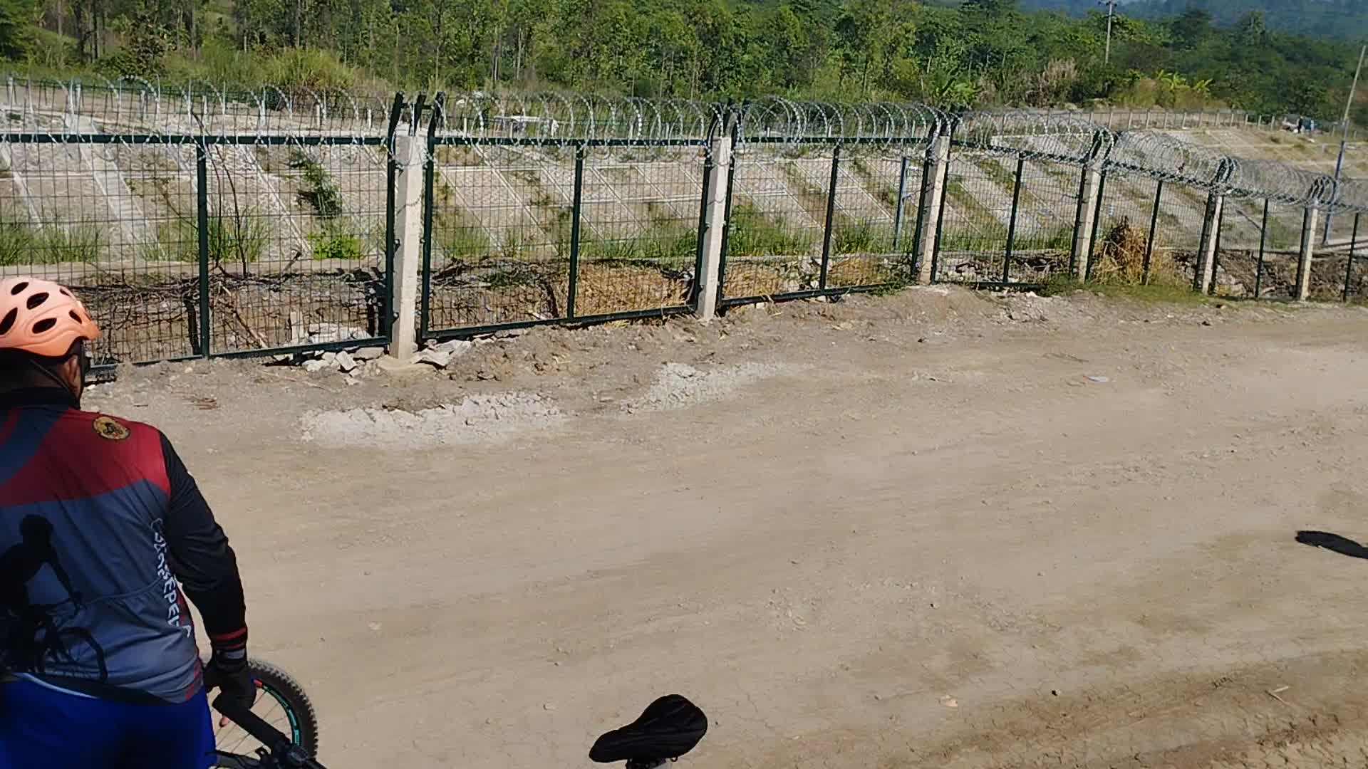 gowes ke rute kereta cepat hutan tegal lega