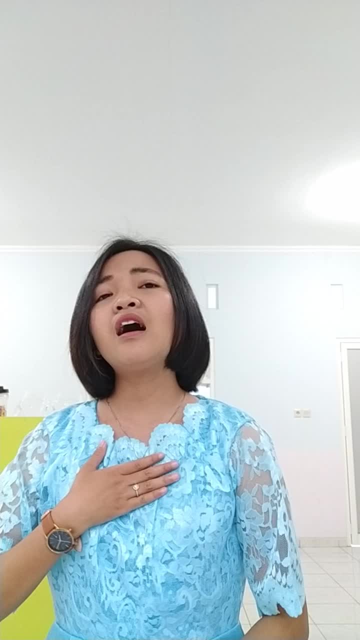 Menunggu kehadiranmu "Tanpa Batas Waktu" Selalu percaya waktu akan menyatukan kita, walaupun saat ini engkau memilih pergi tanpa alasan. 