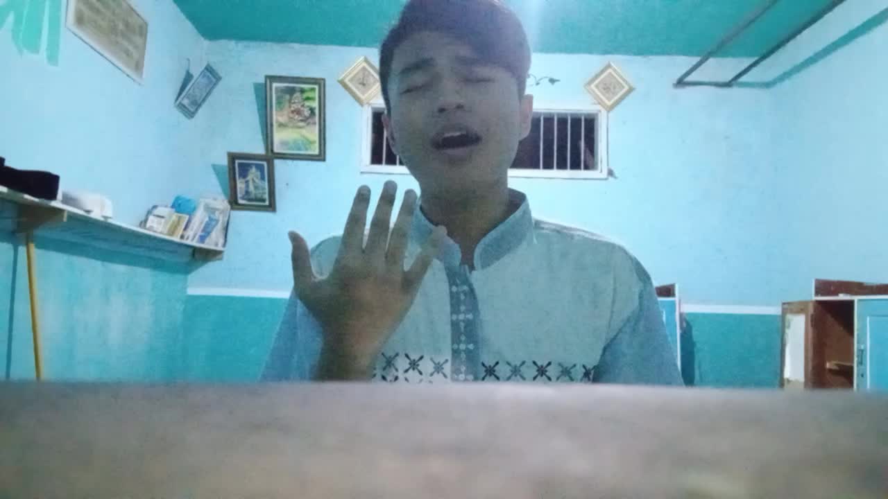 Muhammad Lutfi 17 tahun asal Jawa timur Peserta audisi rising star dangdut 2021, Bismillah belajar dan ingin membantu orang tua  