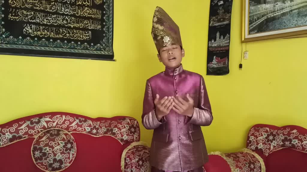 muh ridwan imanda putra. 15thn,  yogyakarta, judul ibu, hp 082333062425 email muhana3012@gmail.com