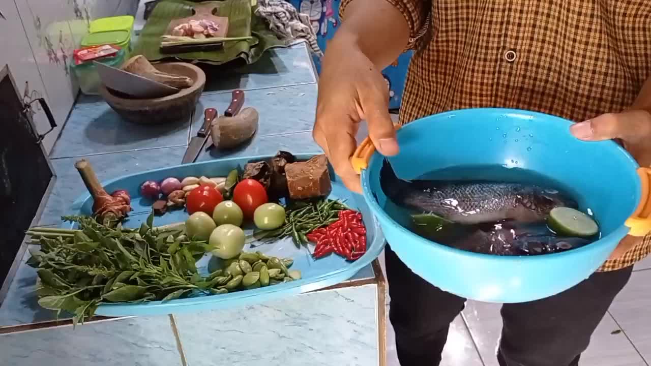 Hendry - Garut Selatan - 22 Thn - NILA GORENG SAMBAL CIBIUK KHAS GARUT DENGAN NASI BAKAR PETE. #onlineauditionmci9