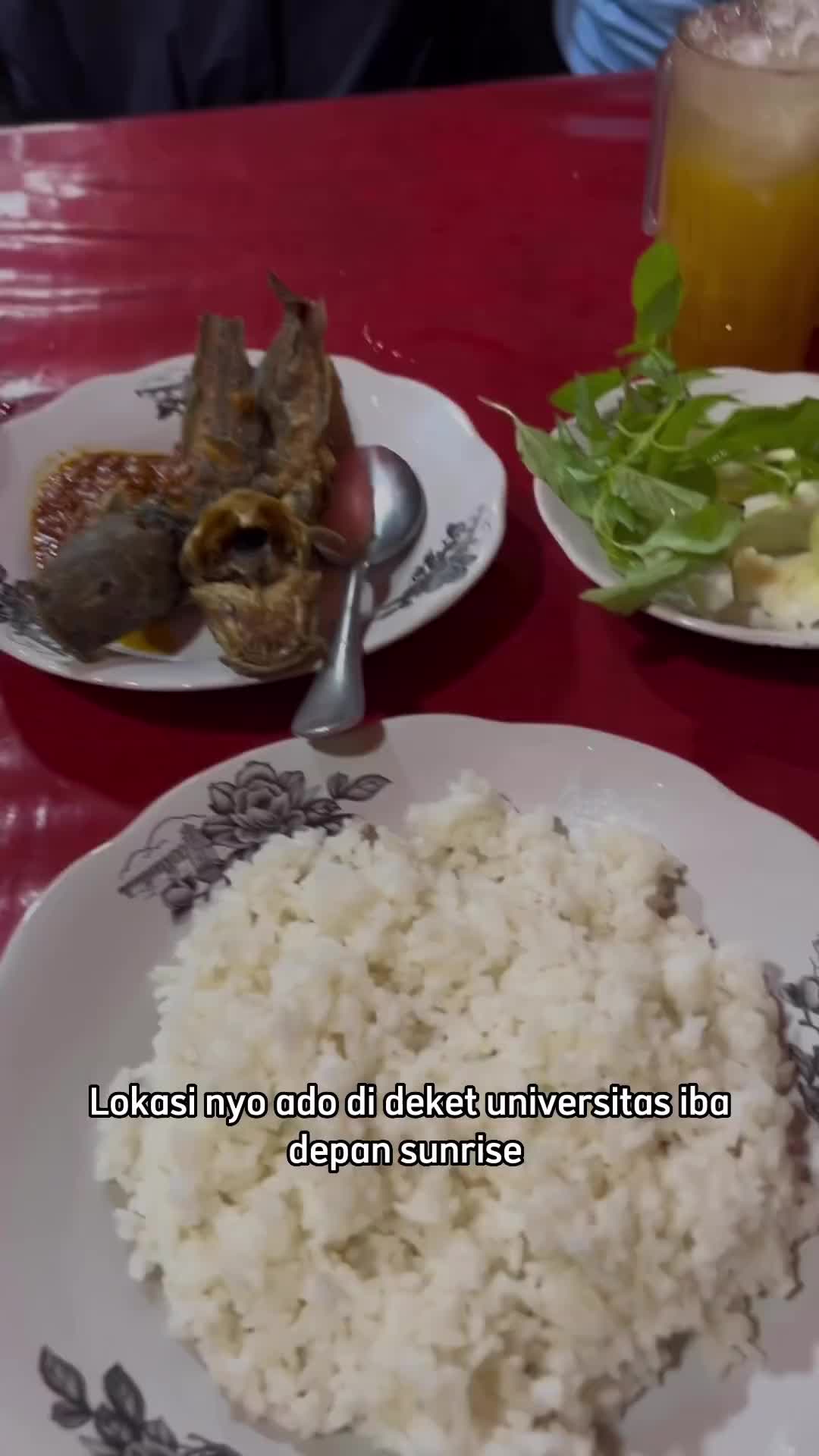 [PECEL LELE LANGGANAN KAMU DIMANA?] - Rekomendasi tempat makan pecel lele di Palembang yang pasti bikin kamu puas! 