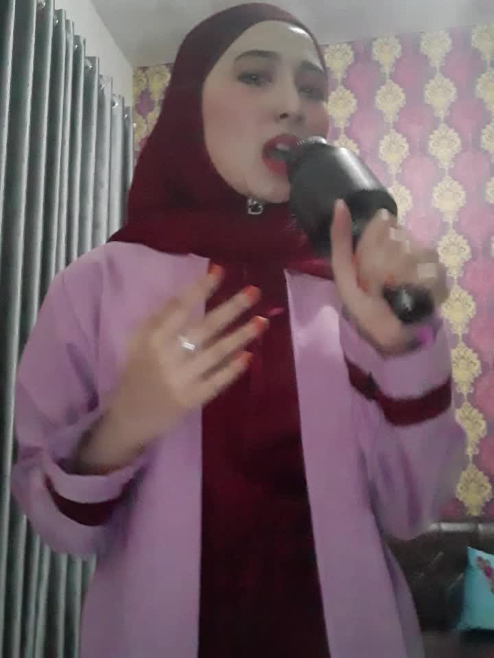 Hera yulia paslah_23th_Karyawan swasta_Hobbi menyanyi pop dan Religi_Kota Tasikmalaya_Deen assalam #voiceoframadhangtv2021