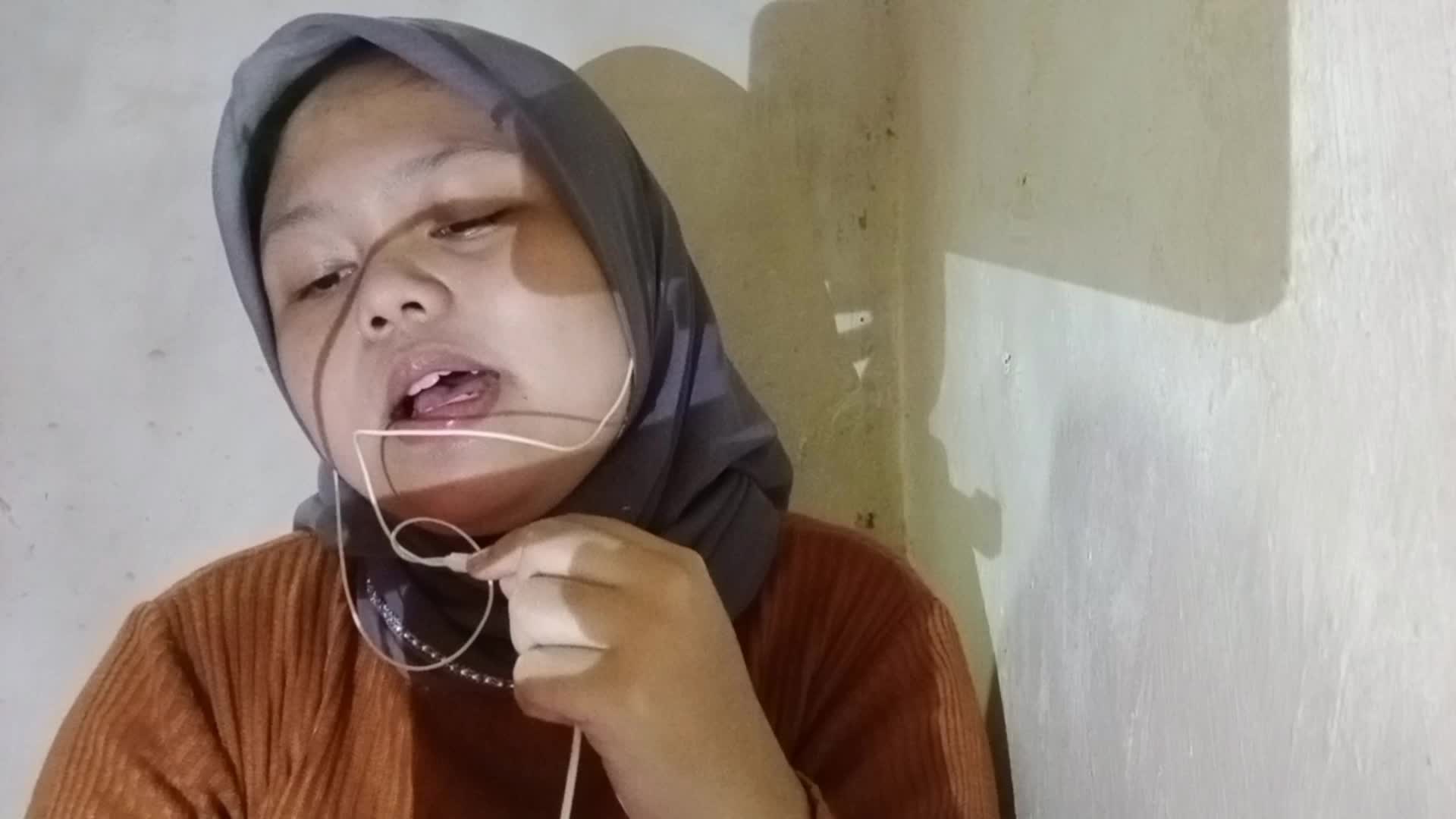 TINBS Nama Ananda Reisha Putri Asal Daerah Jawa barat Umur 19 tahun Judul Lagu  Ost Ayat ayat cinta seson 1 #TINBS