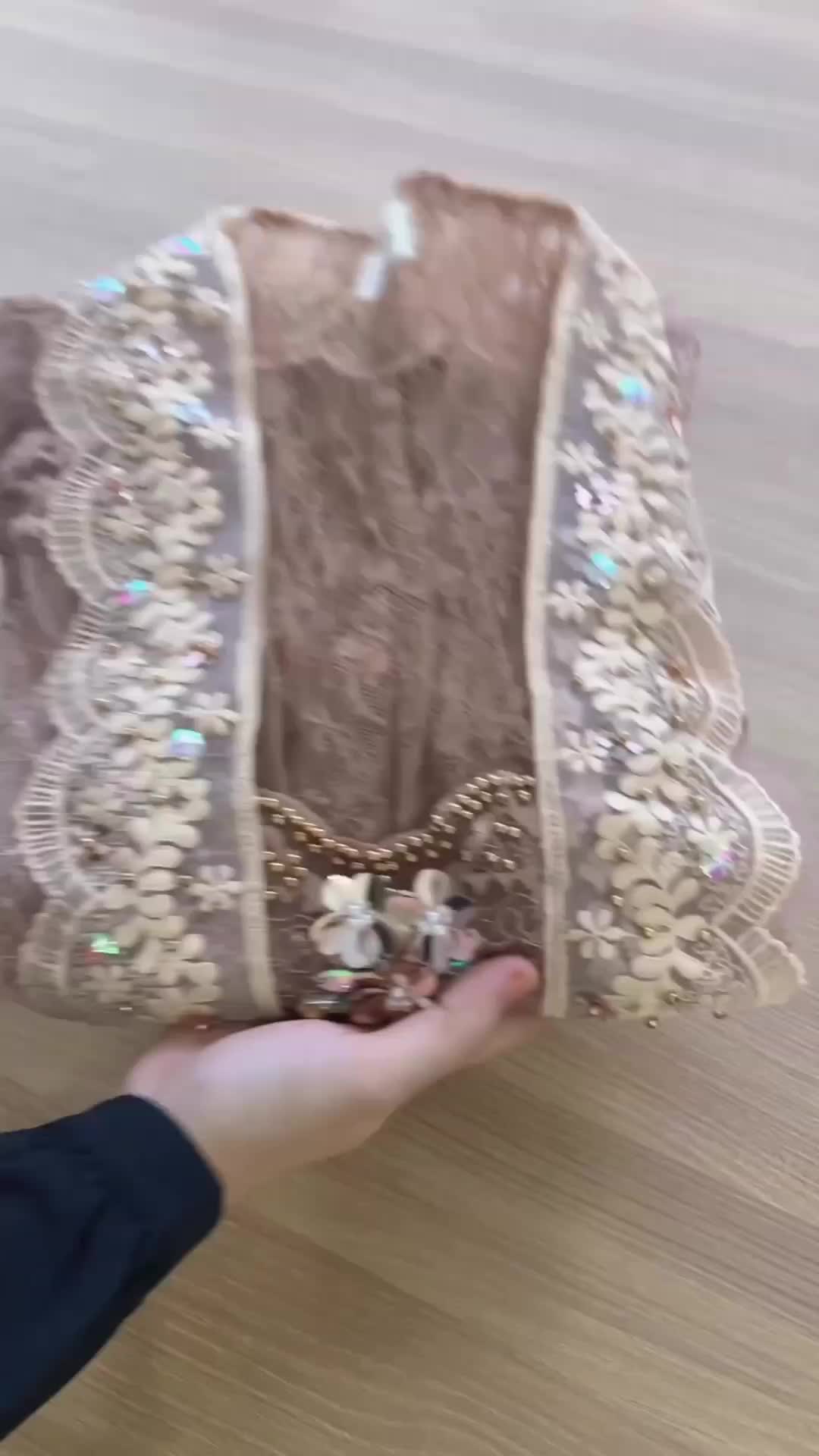 Rekomendasi outfit kondangan