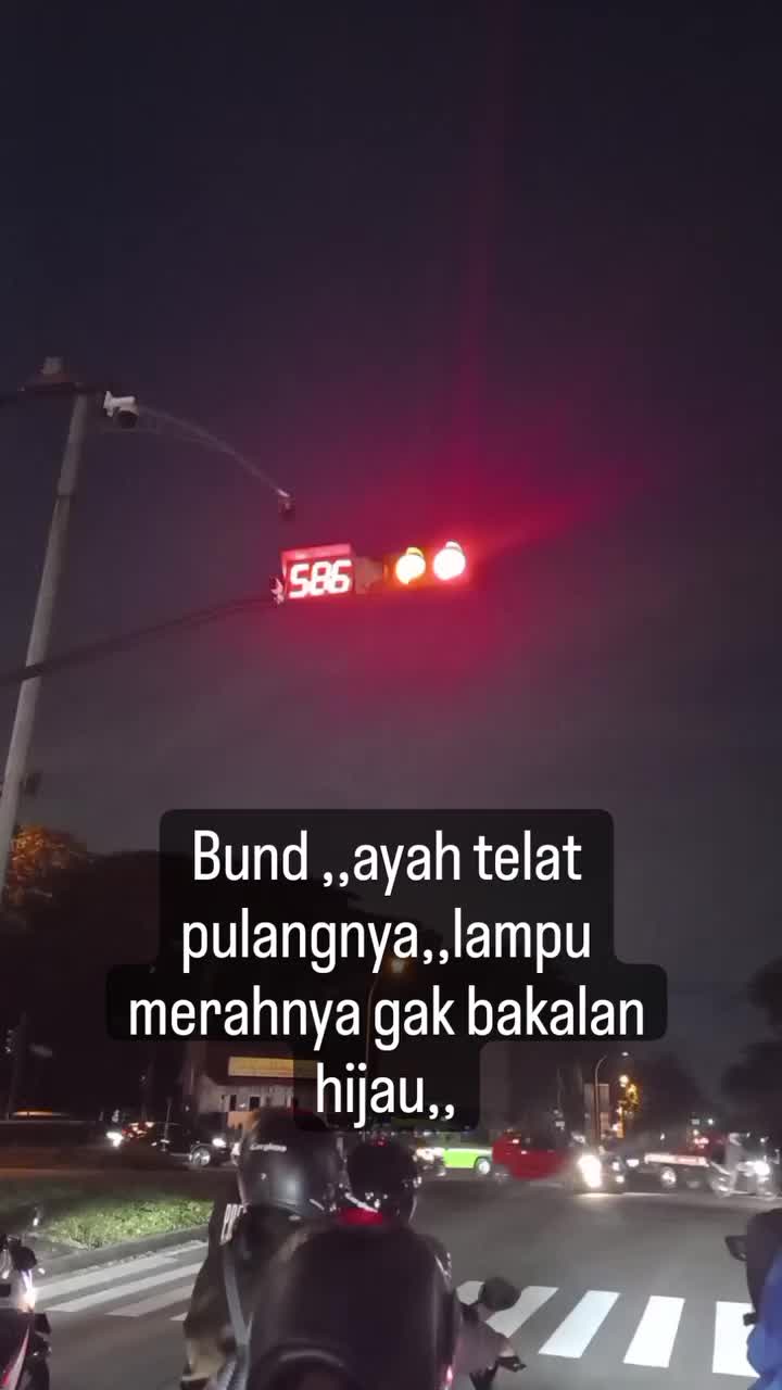 Di Jakarta umur abis di jalan. Di Depok umur abis nyari puteran. Di Bandung umur abis nungguin lampu ijo