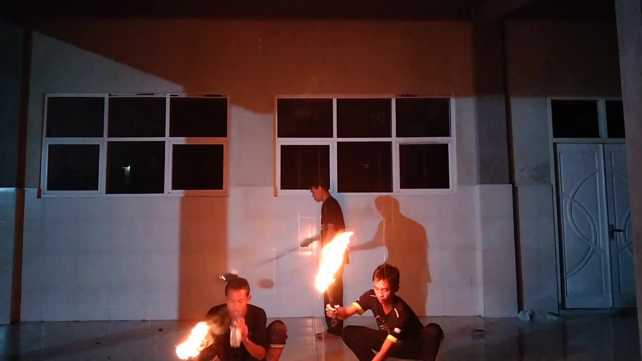 fire Dance, geng fire