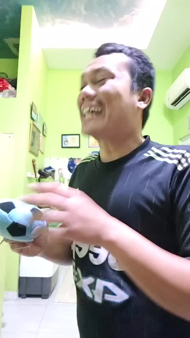 (Aku tuh pemimpin kamu) di buang sayang toLong bantu Love vote foLow share komen thanks for watching