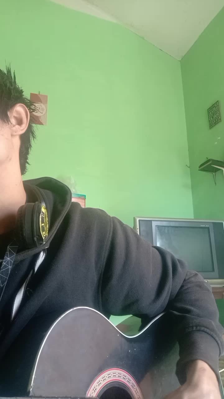 lagu sendiri bang maaf kalau jelek