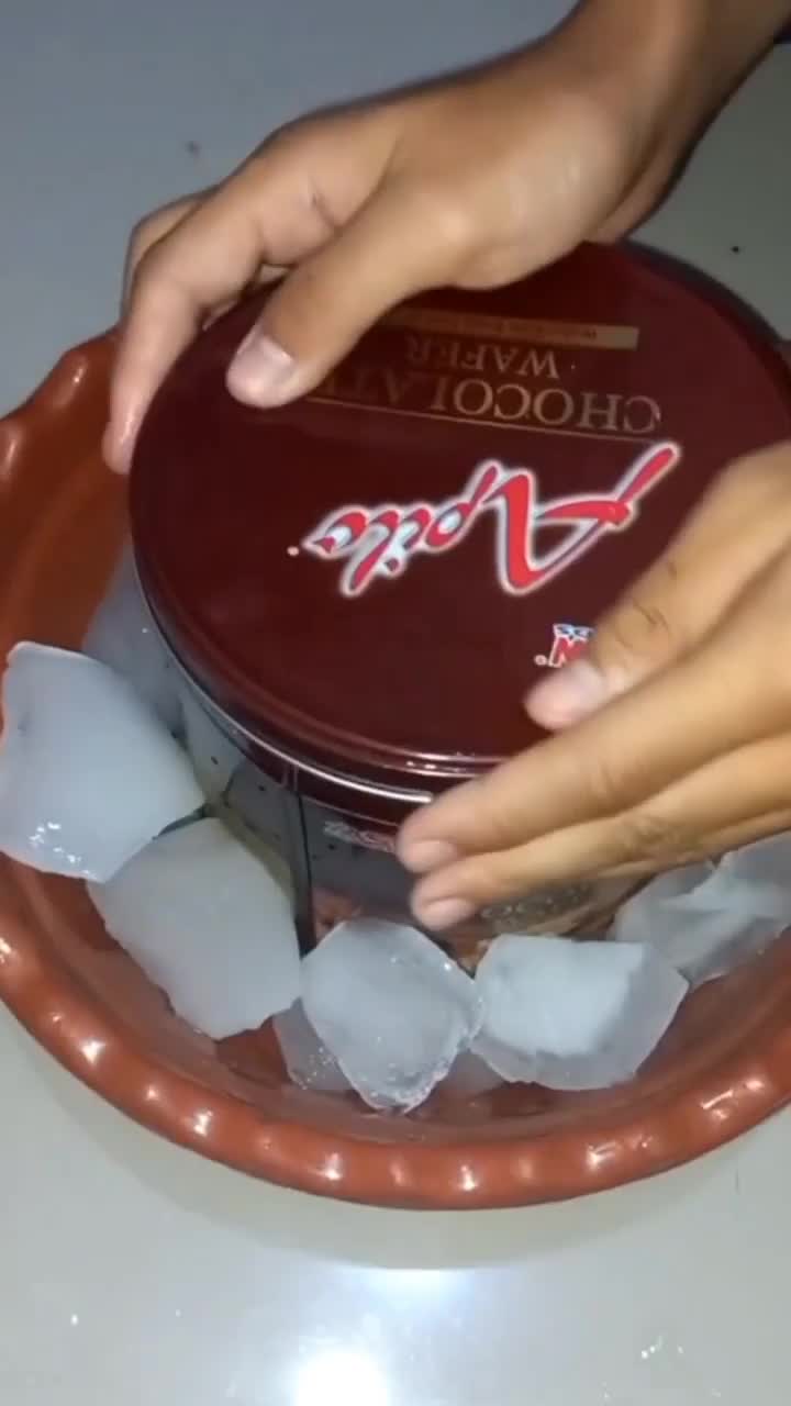 Ide Membuat Es Putar Strawberry