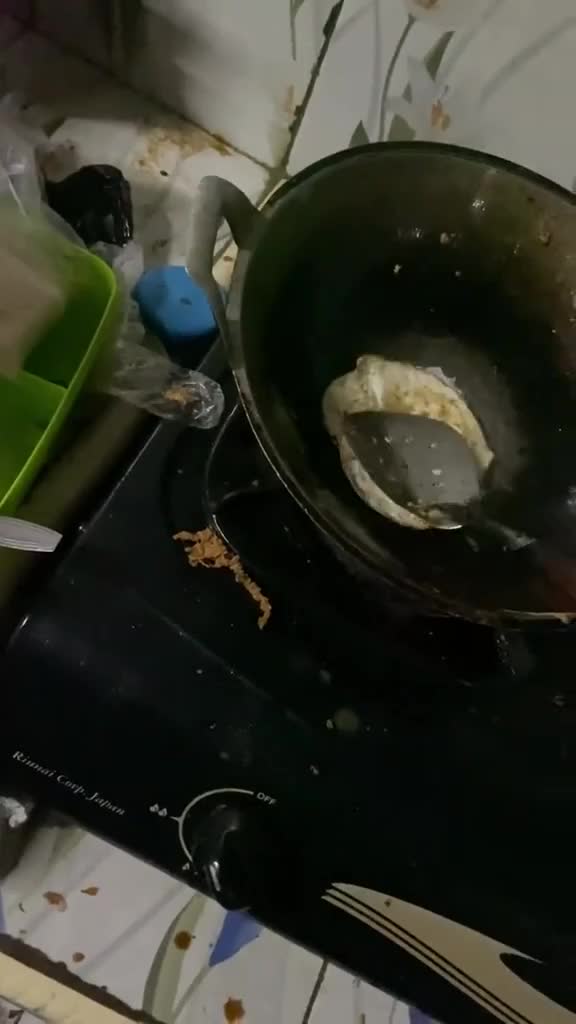 Ga Diundang Kondangan