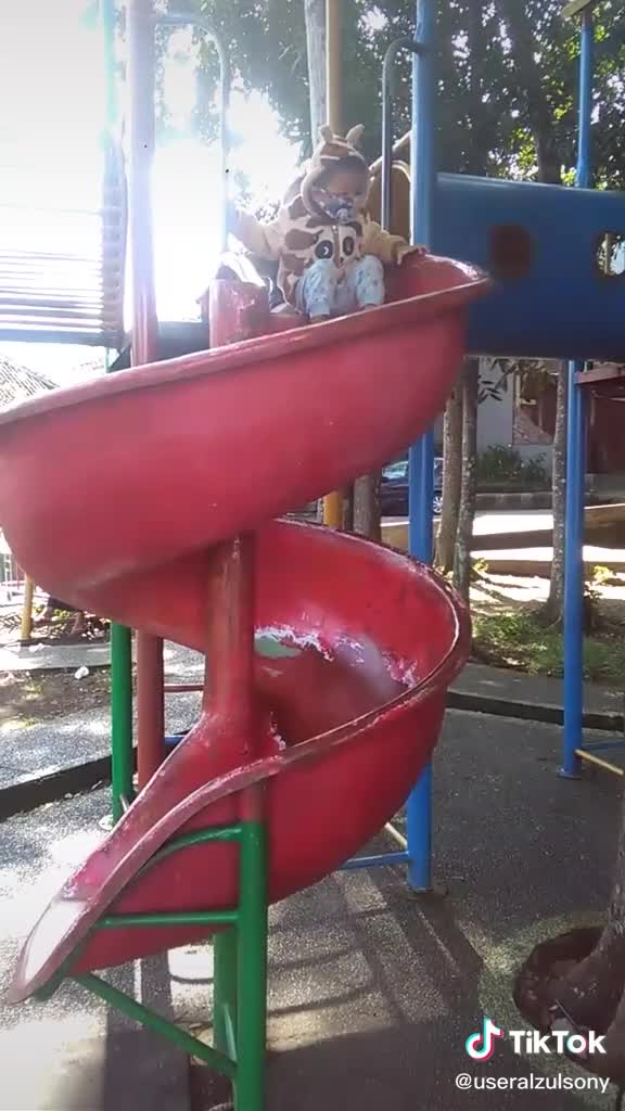 ketika anak2 pengen ngebolang...bantu vote share n like